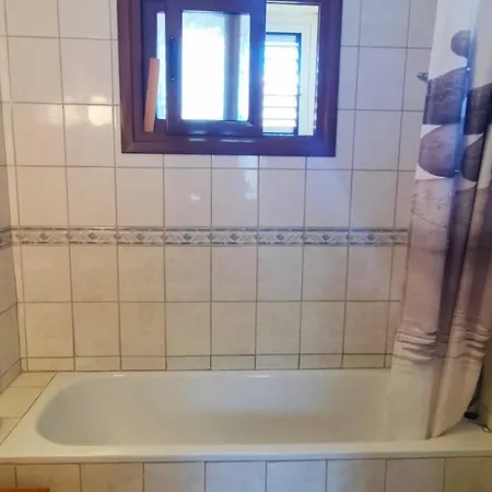 Beach Villa Βίλα Agios Epiktitos