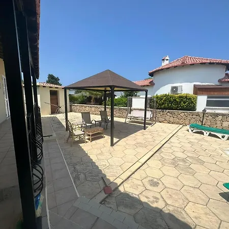 Beach Villa * Agios Epiktitos