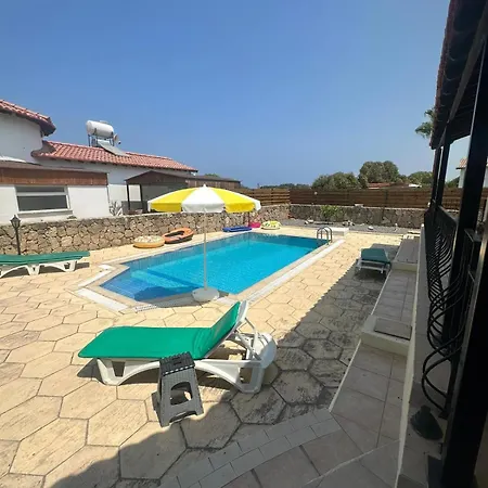 Βίλα Beach Villa Agios Epiktitos