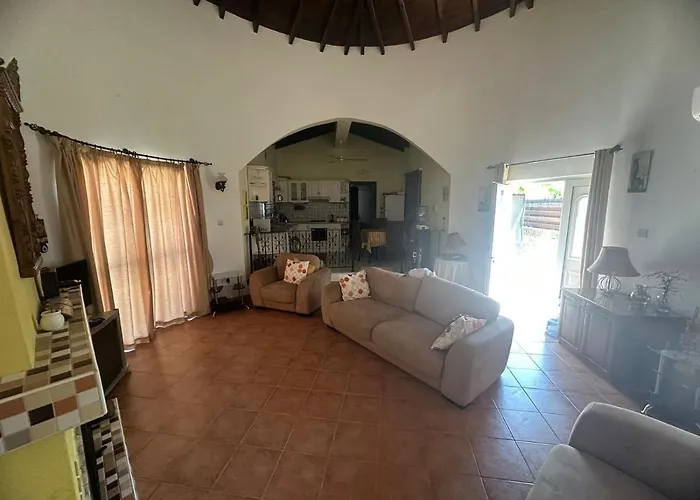 Beach Villa Ájosz Epíktitosz