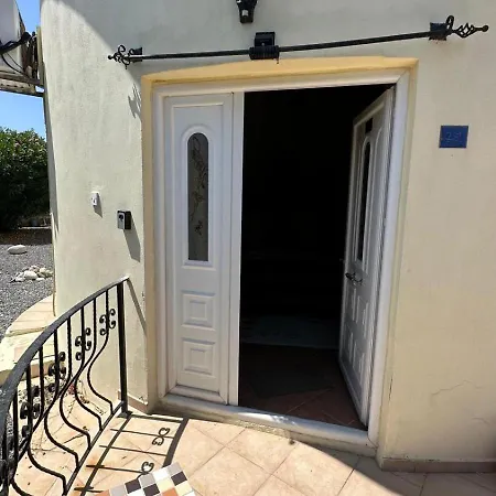 Beach Villa Βίλα