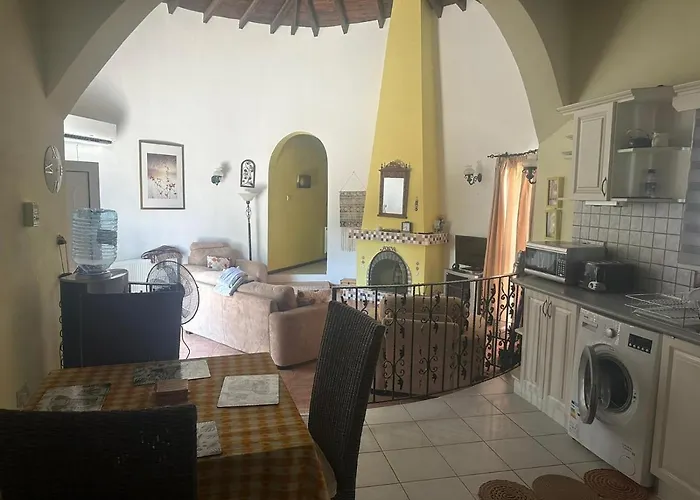 Beach Villa Vilă Agios Epiktitos