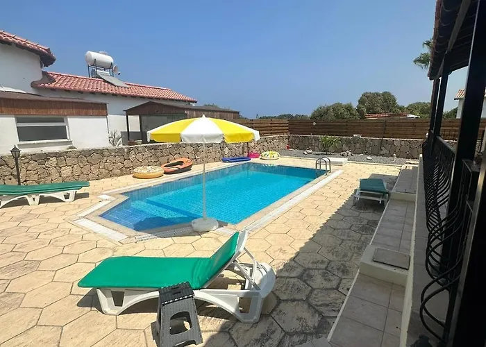 Vilă Beach Villa Agios Epiktitos